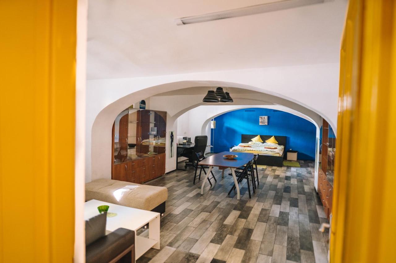 Готель Design Loft Тімішоара Екстер'єр фото